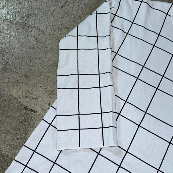 Halogen Nordstrom White and Black Windowpane Sweater Top XS - Picture 2 of 2